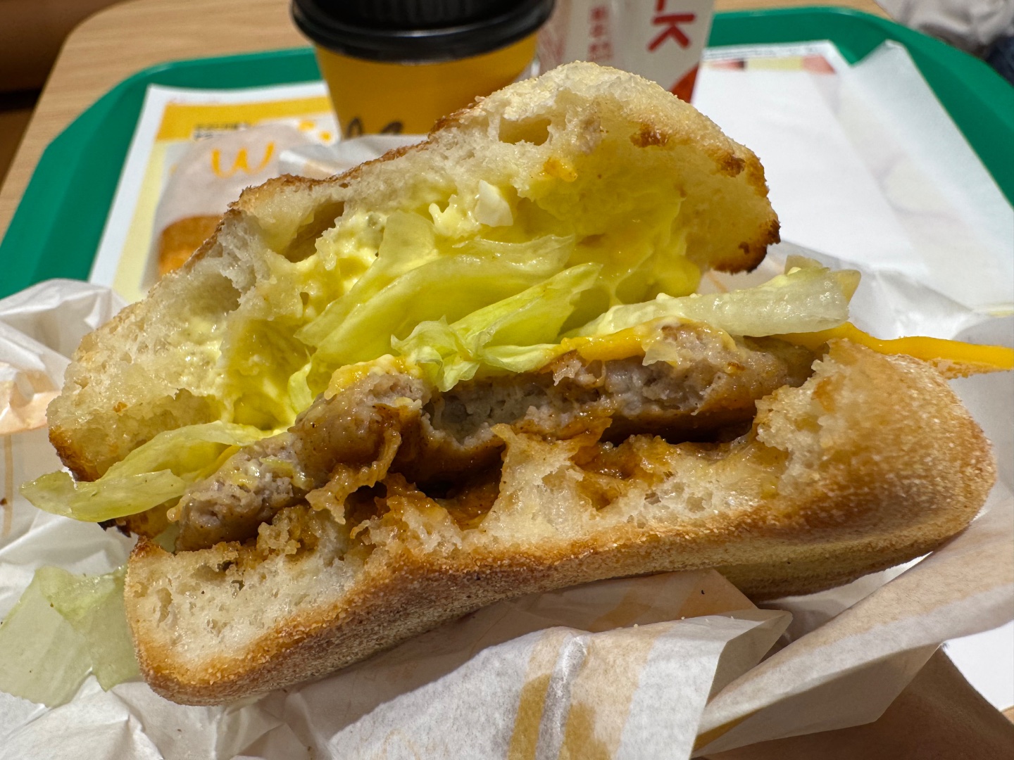 (T-DEMIMUFFIN SET)
T-DEMI MUFFIN HASH BROWNS
CAFE LATTE S
(CHICKEN MUFF COMBI CHICKEN MCMUFFIN
MILK - 期間限定 T-Demi Muffin