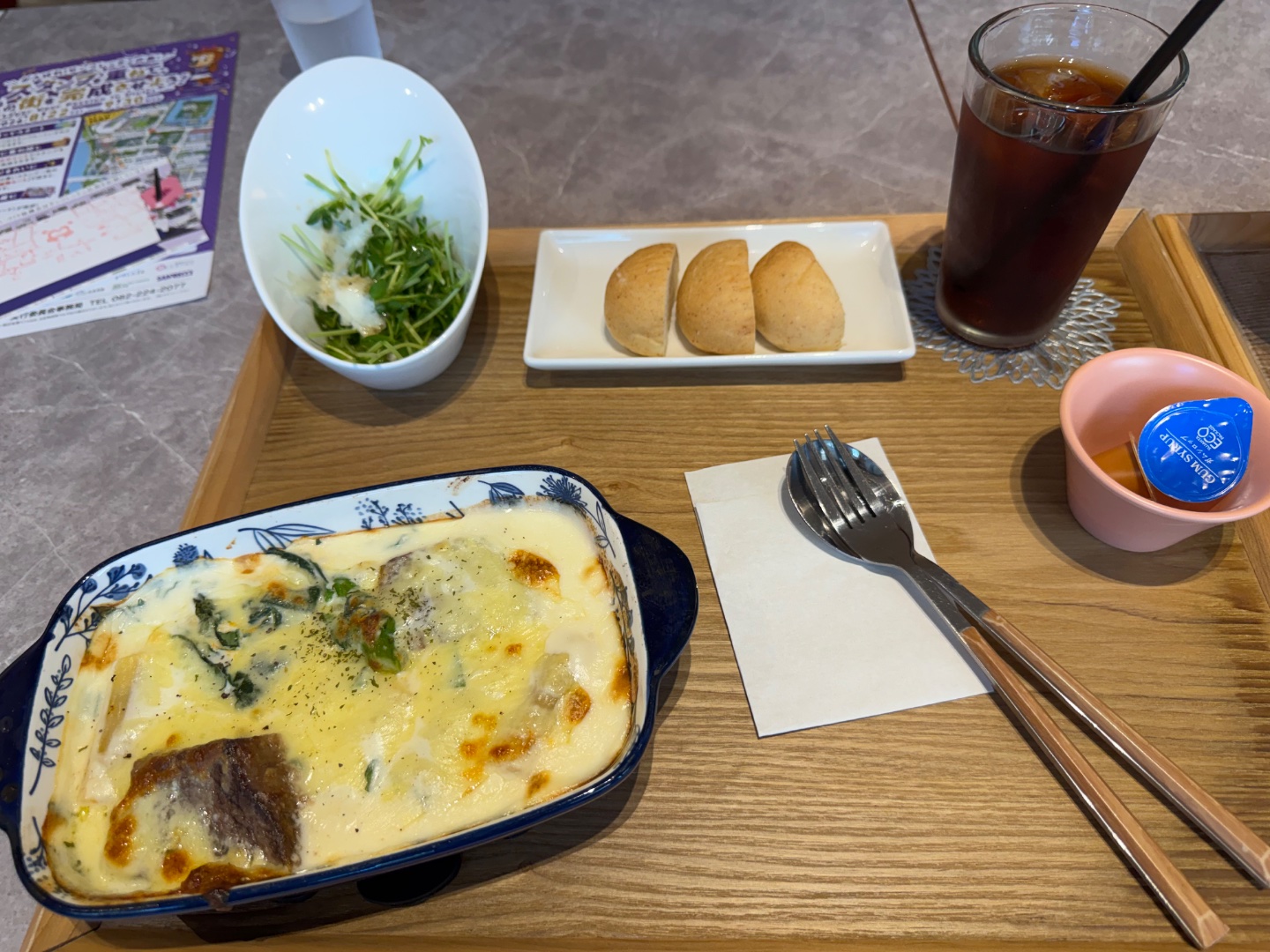 焗牛面頰長通粉釀蝦蝦、焗蔬菜長通粉