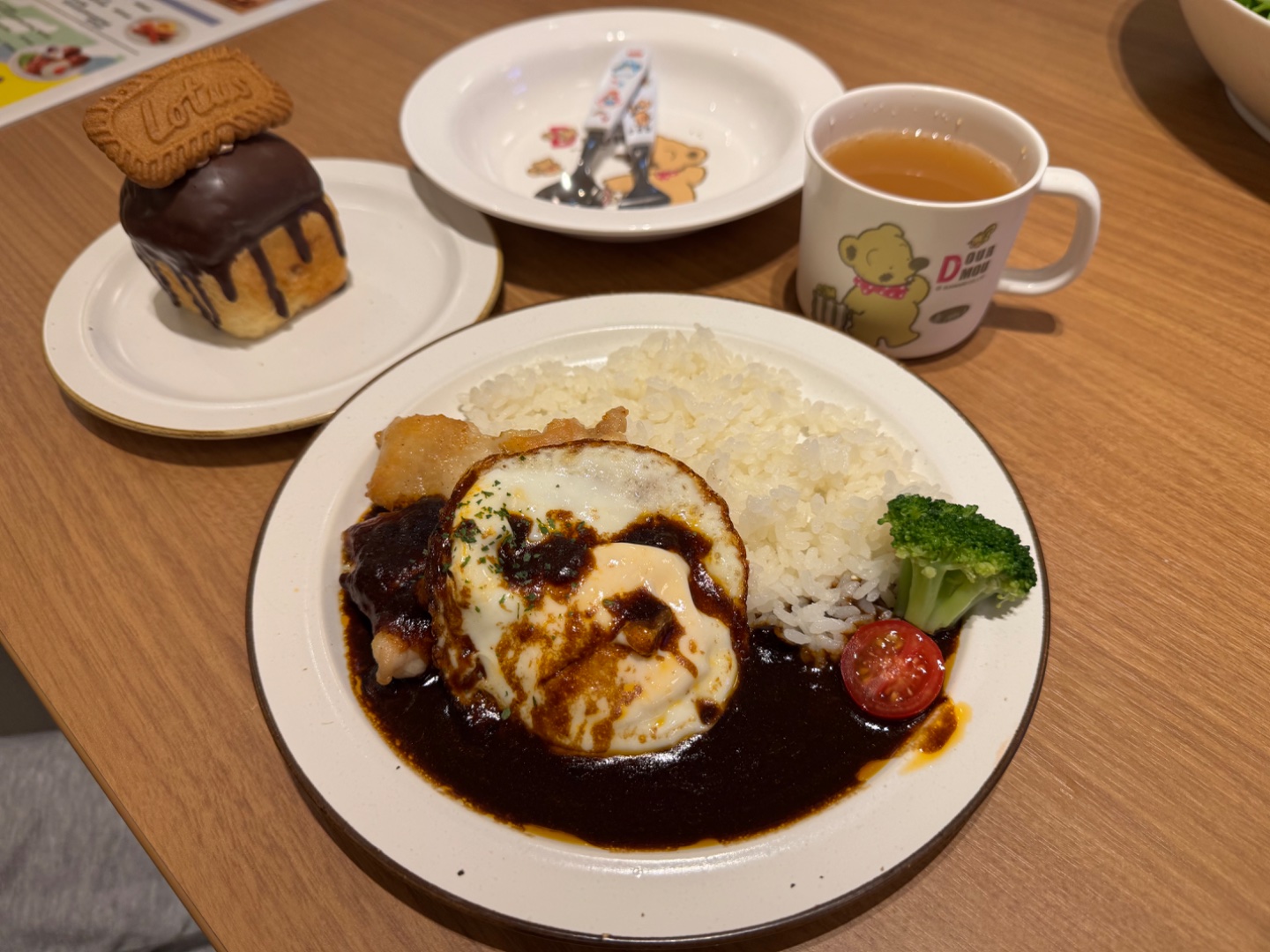 BAQET

兒童餐 JPY 800 有找，包埋麵包吧同飲品任飲，大食兒童天堂 (12歲以下)。